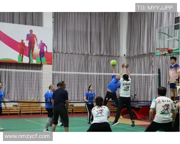 深圳排球队在世界锦标赛中的团队协作展现出卓越实力与默契配合 深圳排球队在世界锦标赛中的团队协作展现出卓越实力与默契配合